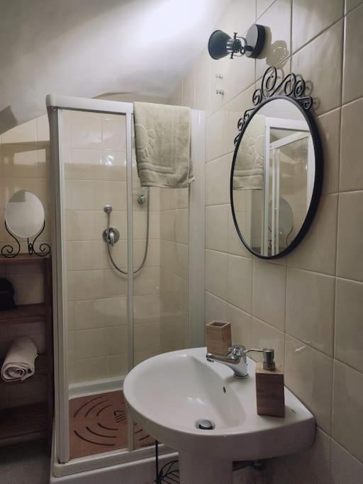 Casa Marcellino - Centro Storico Apartment Генуа Екстериор снимка